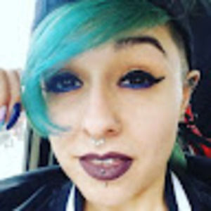 Meet your Posher, Miss amelia